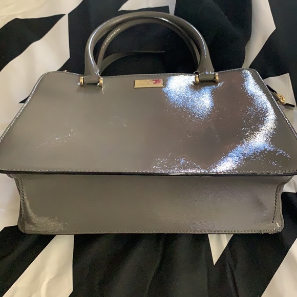 Kate Spade purse with Crossbody strap - Picture 12 of 16